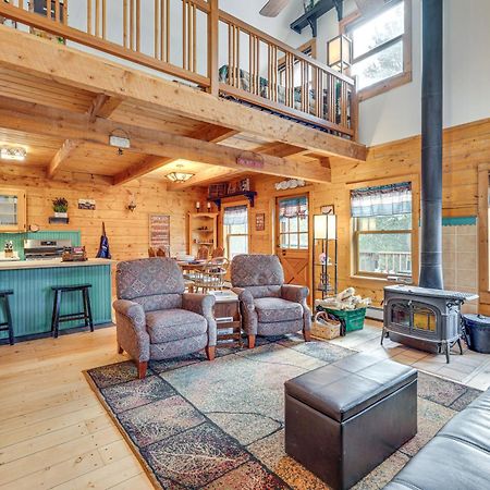 Secluded Black Hawk Log Cabin With Fire Pit! Екстериор снимка
