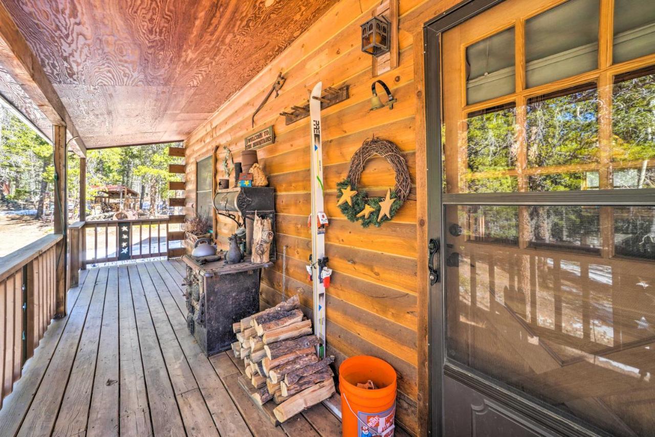 Secluded Black Hawk Log Cabin With Fire Pit! Екстериор снимка