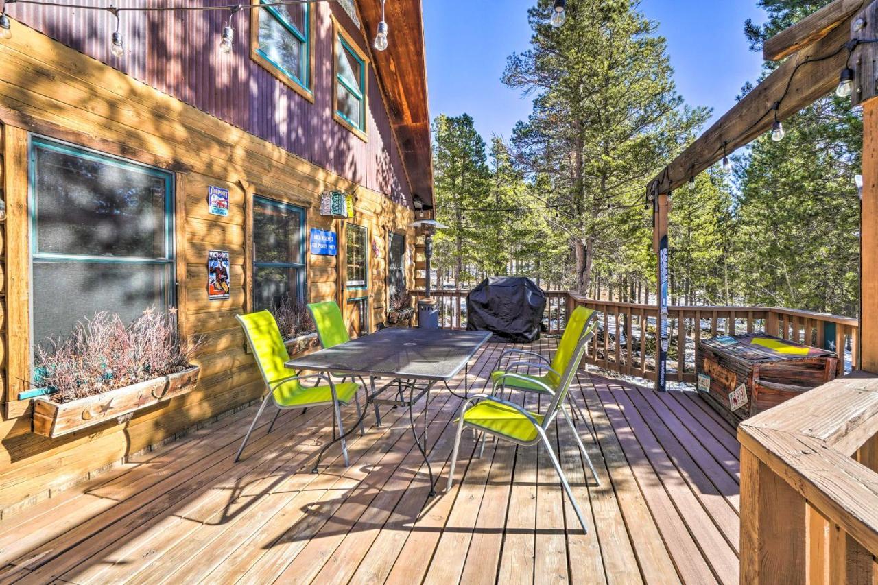 Secluded Black Hawk Log Cabin With Fire Pit! Екстериор снимка