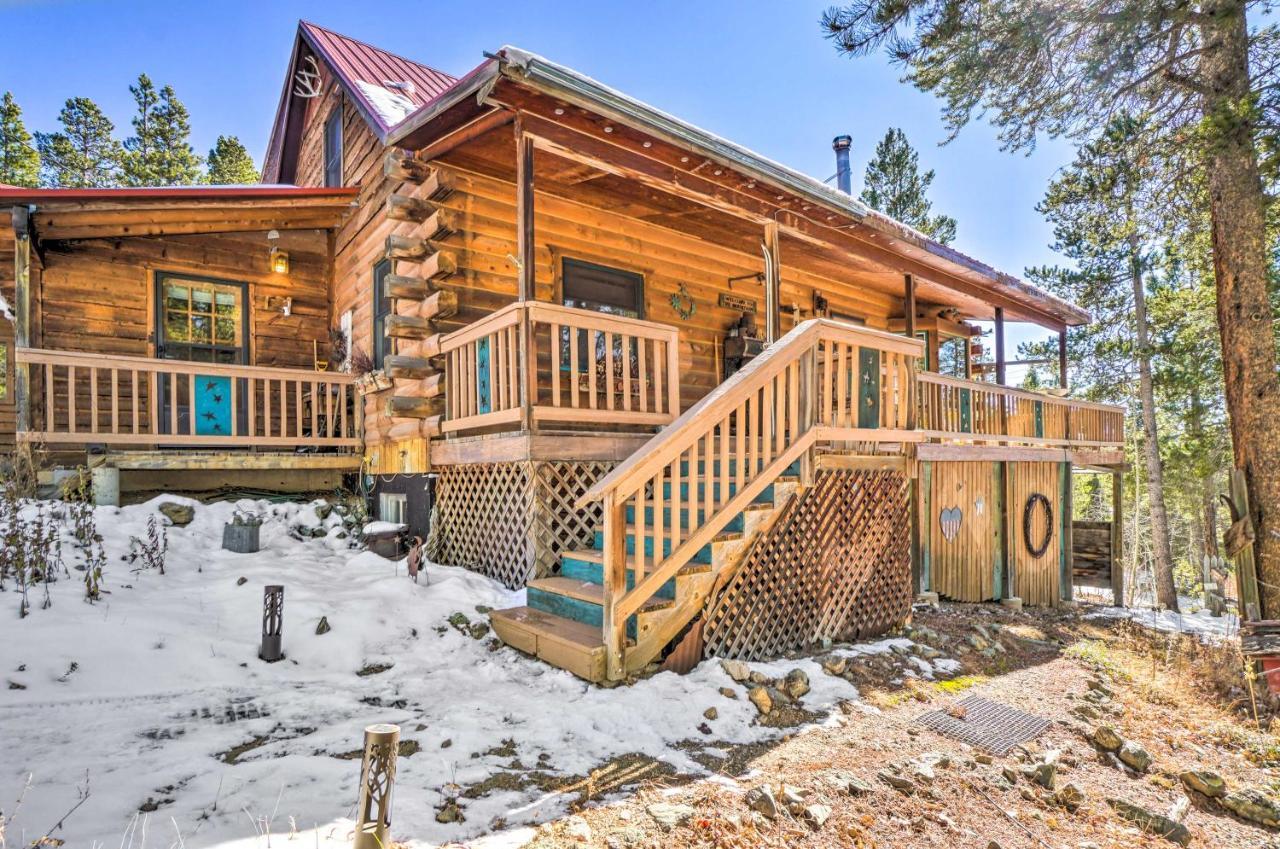 Secluded Black Hawk Log Cabin With Fire Pit! Екстериор снимка