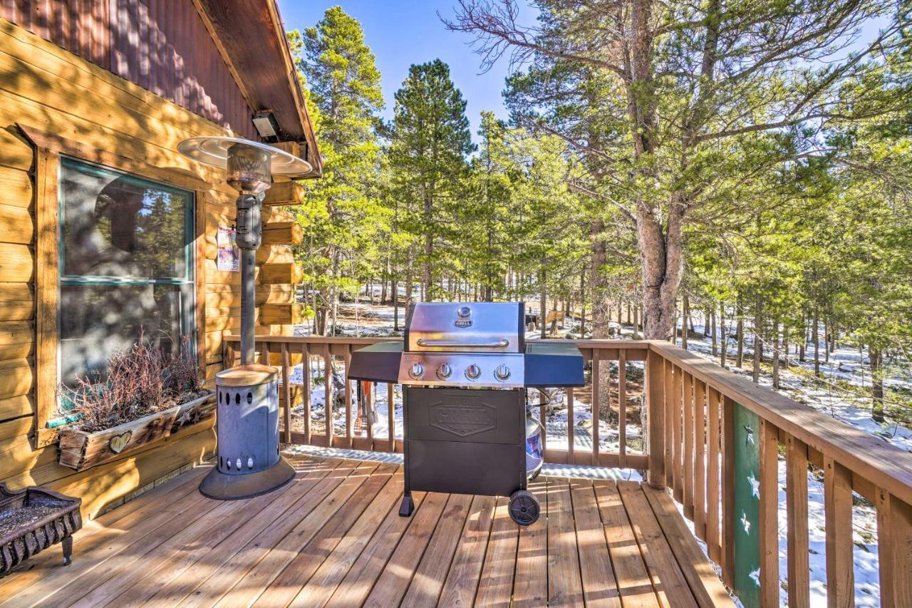 Secluded Black Hawk Log Cabin With Fire Pit! Екстериор снимка